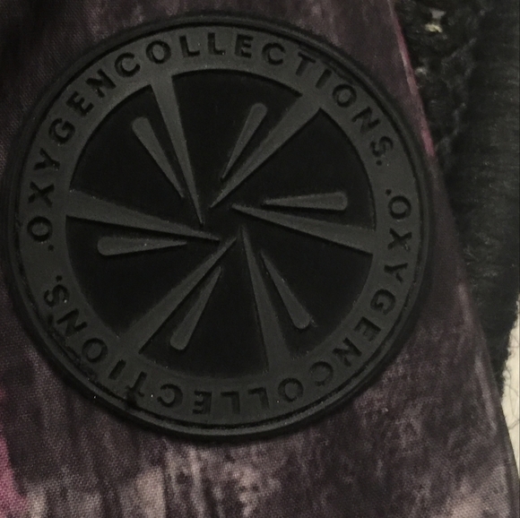 oxygen jacket - Picture 3 of 3